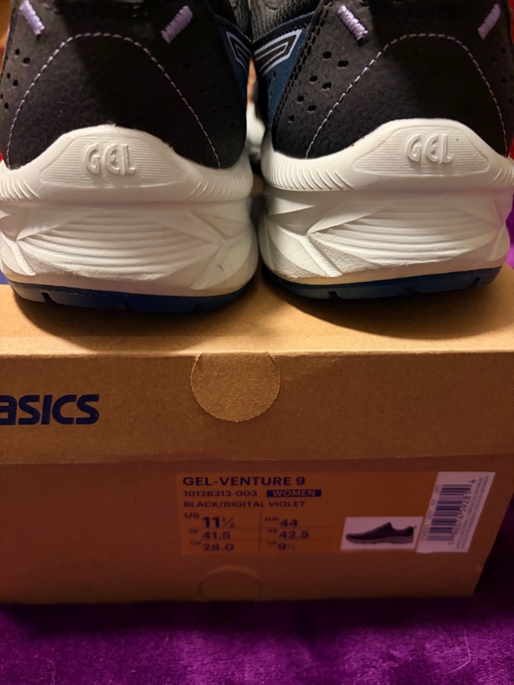 Asics Black & Violet Women's GEL Venture 9 Running Shoes